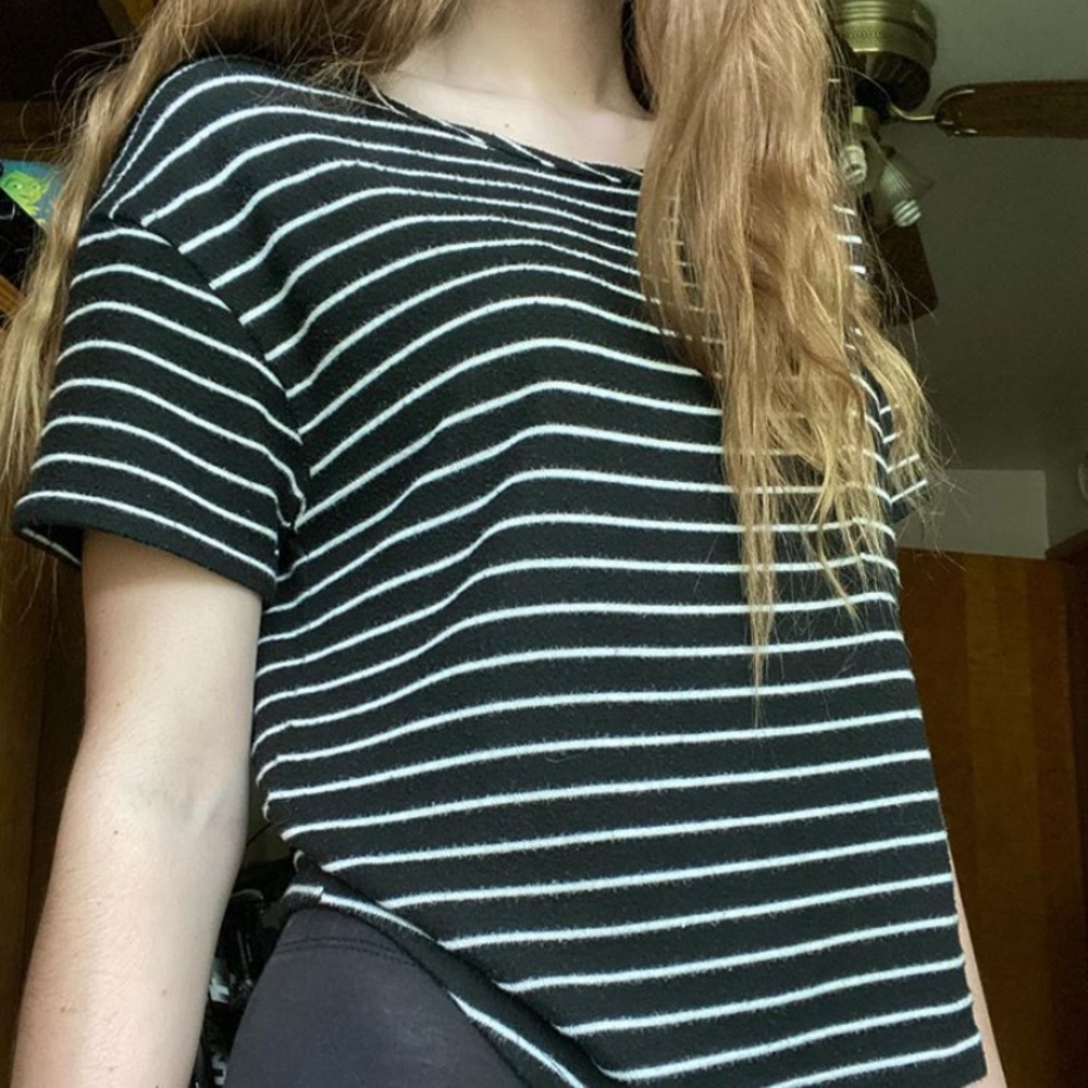 American Eagle B&W Striped Soft & Sexy Shirt - Picture 3 of 3